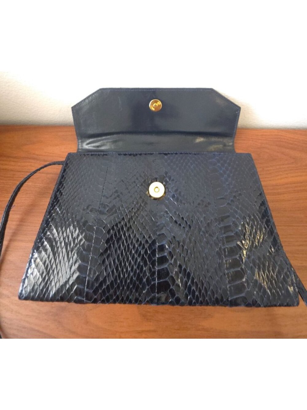 Vtg Neiman Marcus Blackish-Blue Snakeskin Envelope Crossbody Clutch Purse Bag - Picture 4 of 9